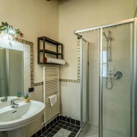 Historic With Tuscan Hills View *