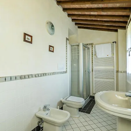 Historic With Tuscan Hills View 蒙塔约内